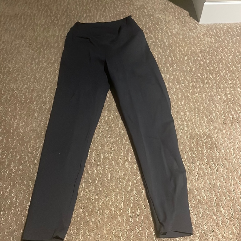 CLS Scrunch Butt Leggings